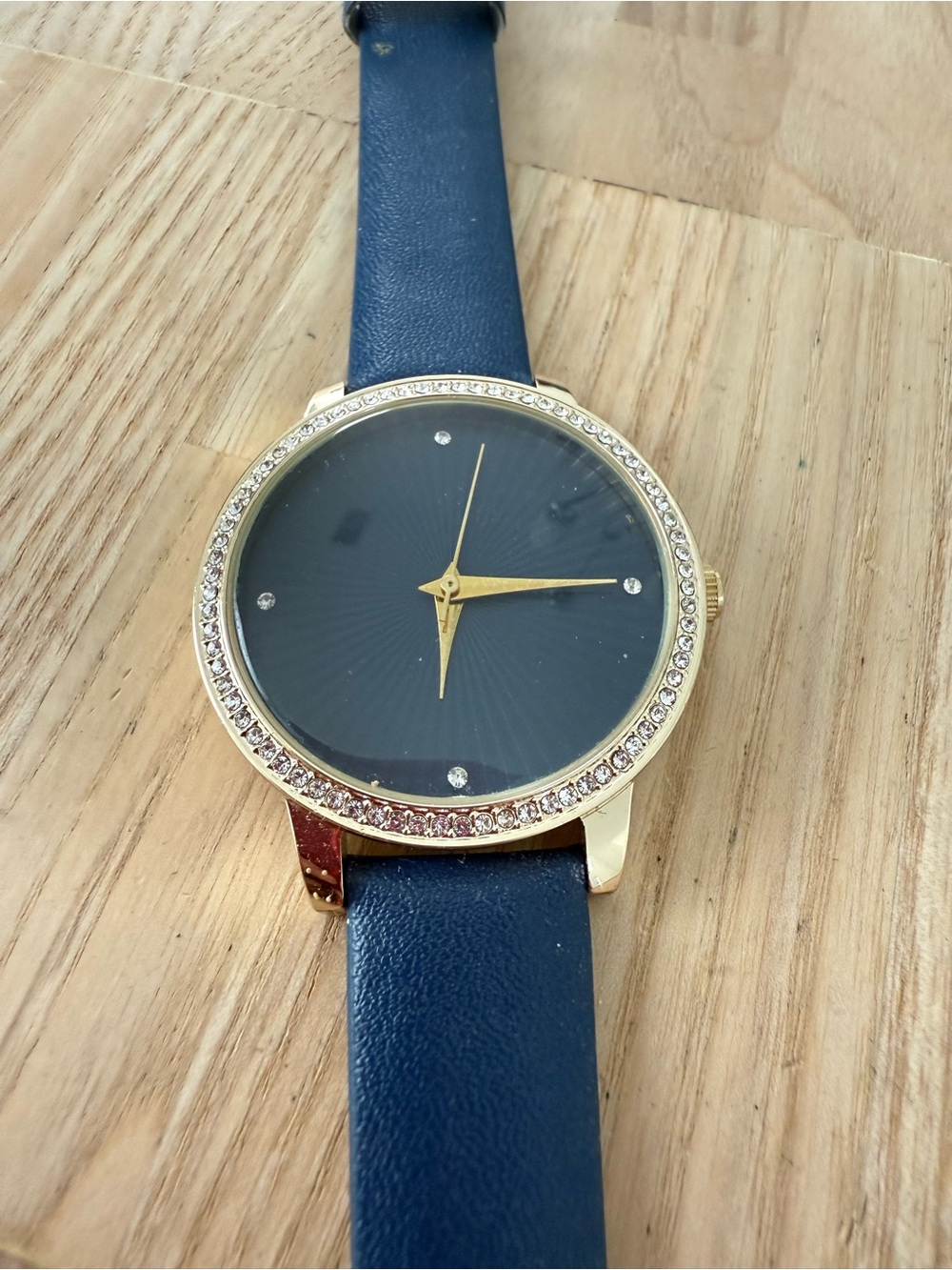 Manhattan by croton ladies navy blue watch NEW BATTERY